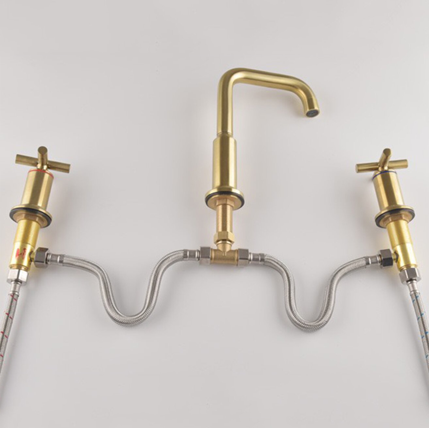 Ottone all'ingrosso 8 'Rubinetto per lavabo da bagno Rubinetto per lavabo a 3 fori Rubinetto per lavabo da bagno diffuso in nichel spazzolato a 2 maniglie